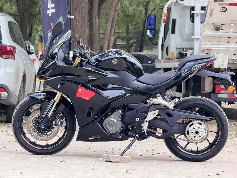 二手贝纳利龙卷风 Tornado 402R