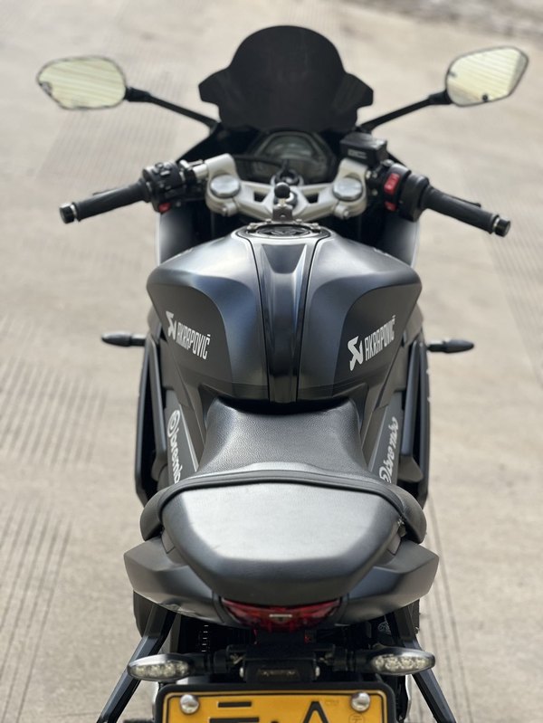 二手凯旋Daytona 660