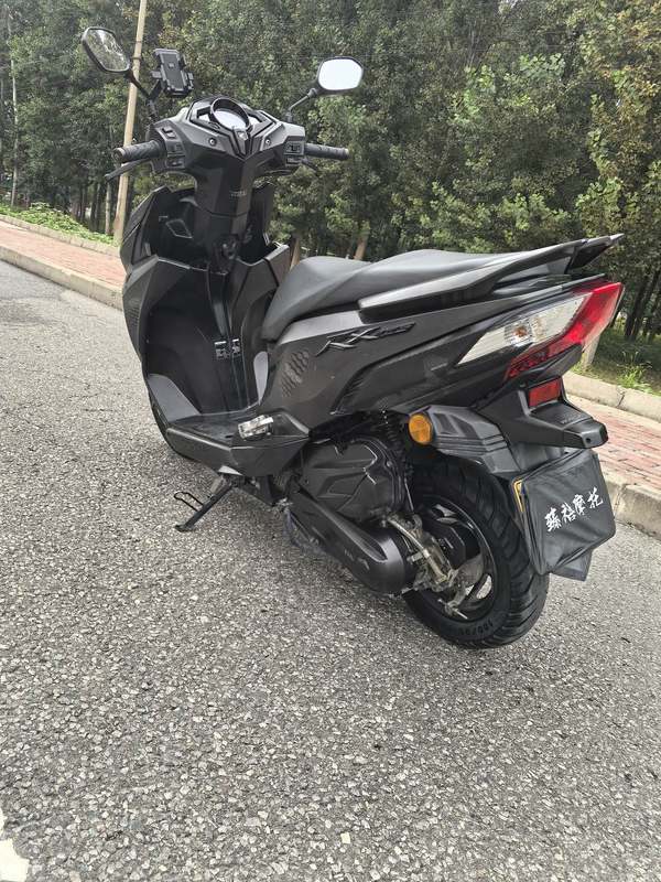 二手新大洲本田裂行 RX125Fi