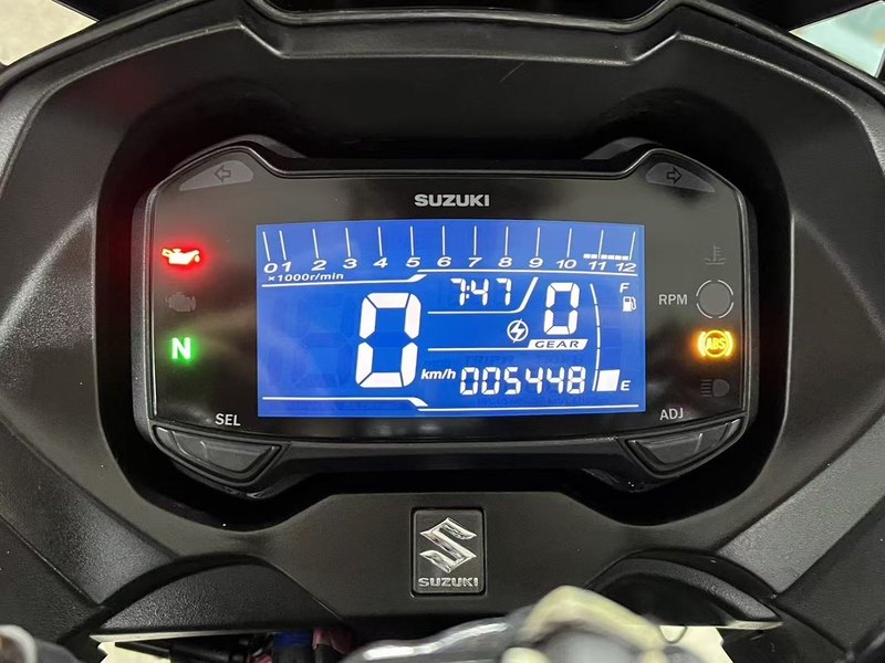 二手豪爵铃木GSX250R