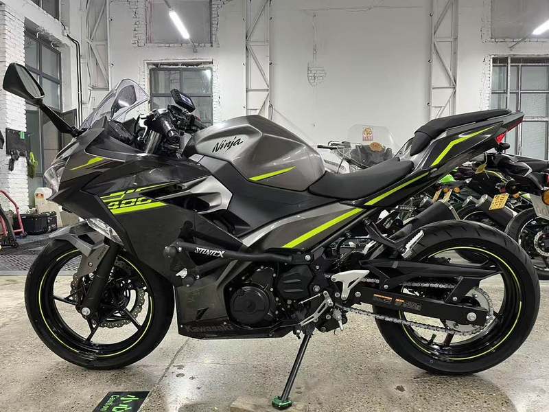 二手川崎Ninja 400
