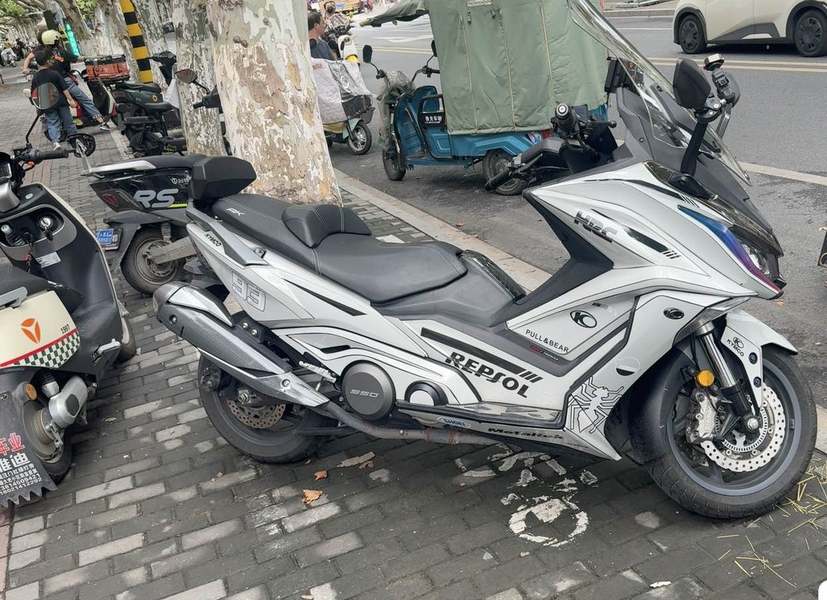 二手光阳AK550