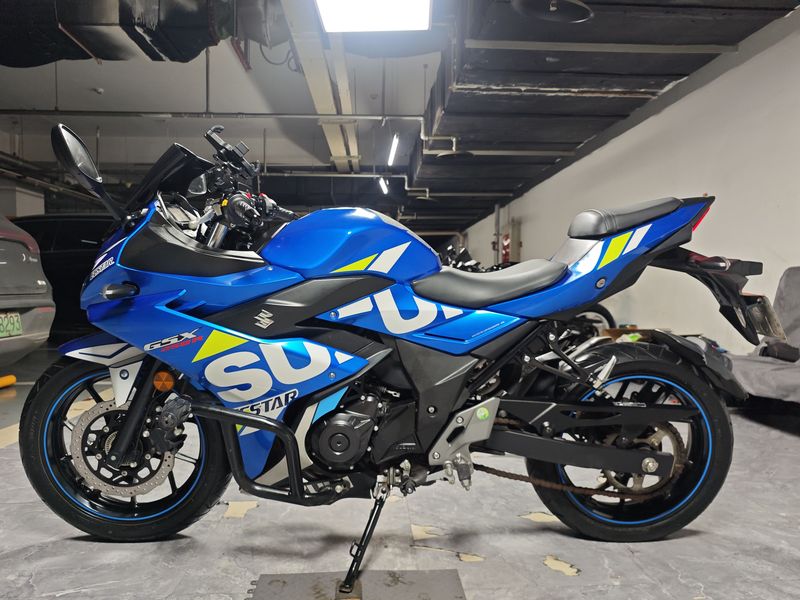 二手豪爵铃木GSX250R