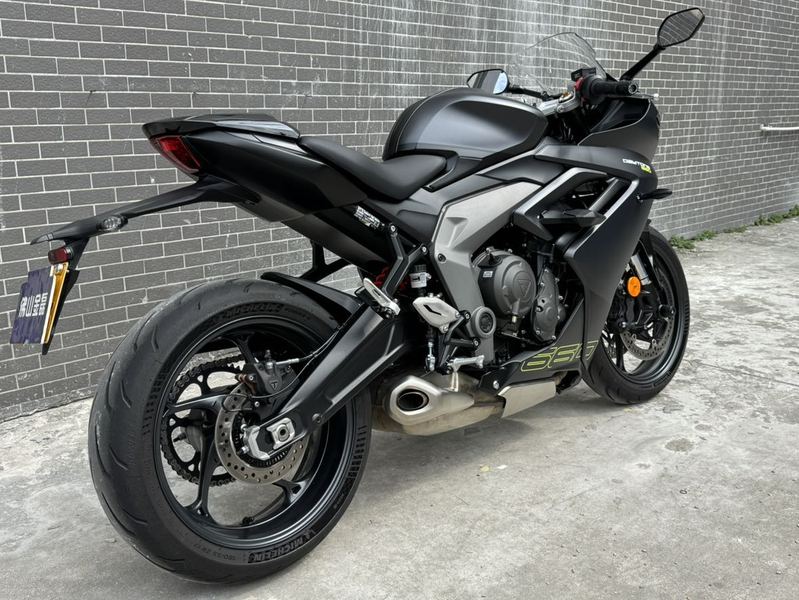 二手凯旋Daytona 660