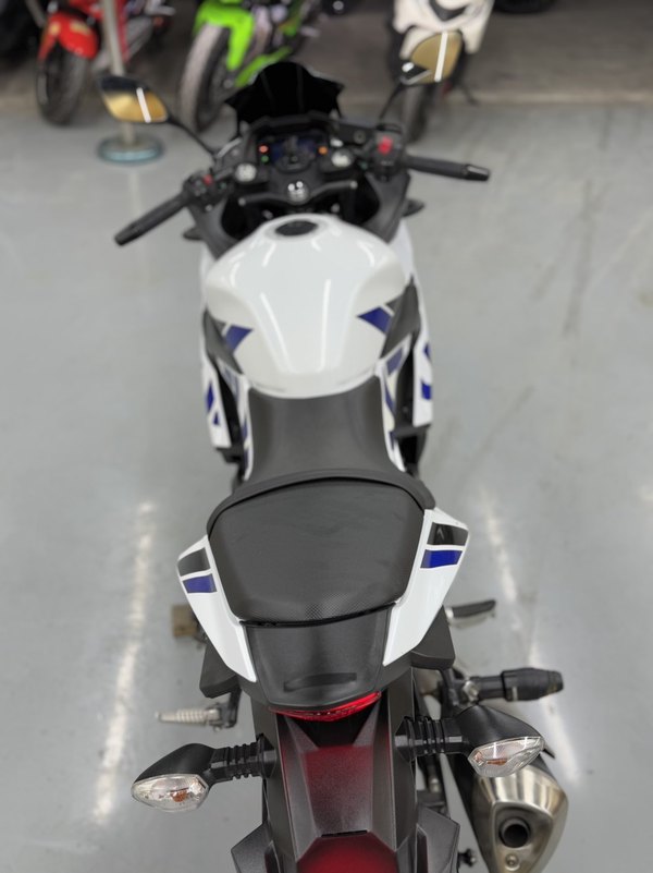 二手豪爵铃木GSX250R
