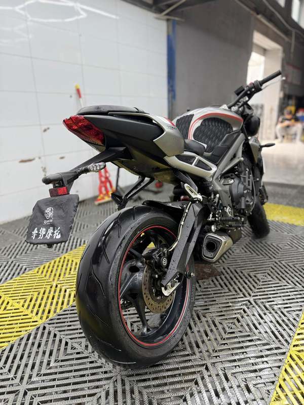 二手凯旋Street Triple 765