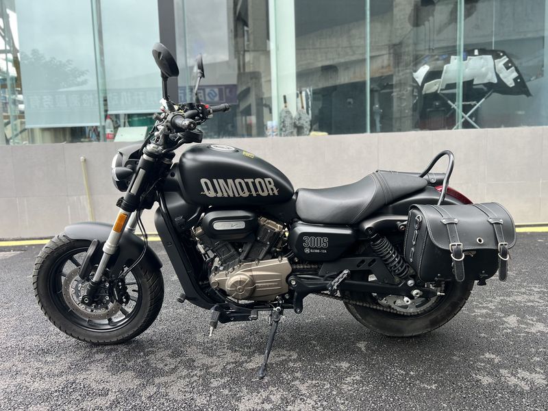 二手QJMOTOR闪300