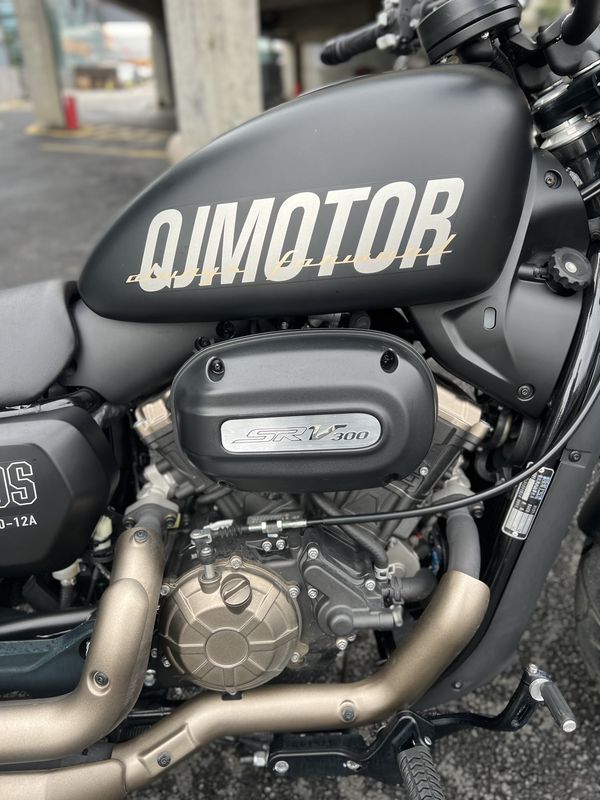 二手QJMOTOR闪300