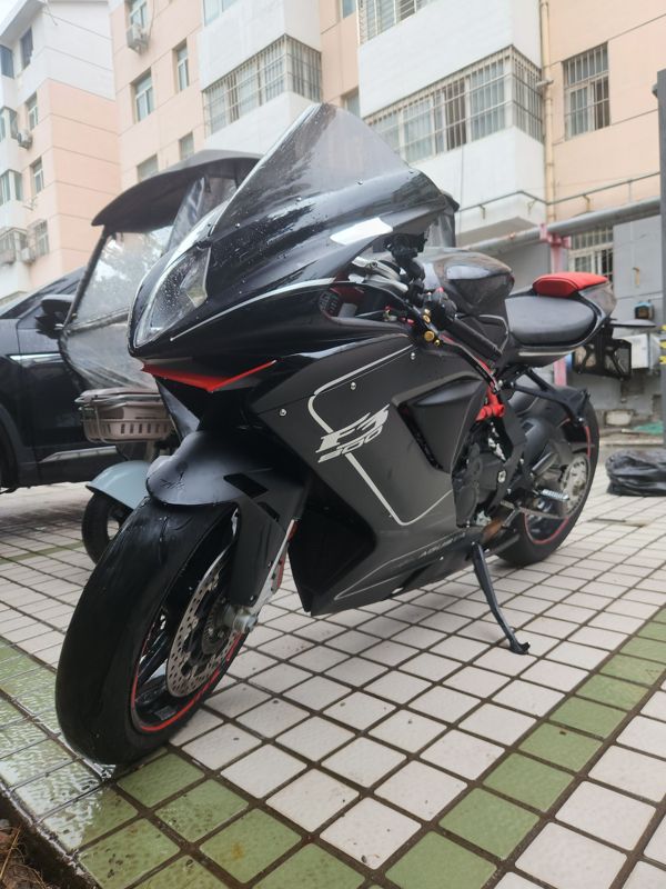 二手奥古斯塔F3 800