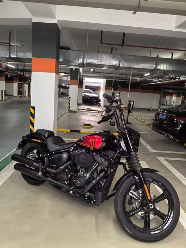 二手哈雷戴维森街霸 Street Bob