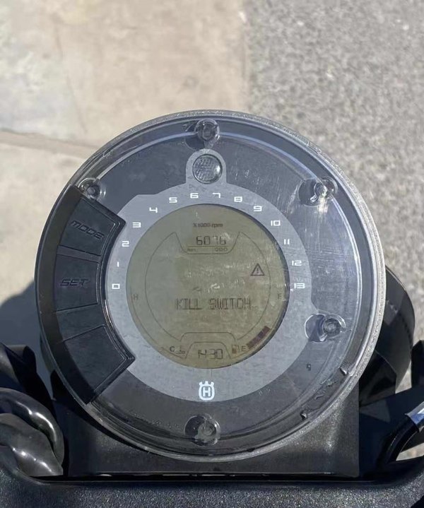 二手HUSQVARNA白箭 401
