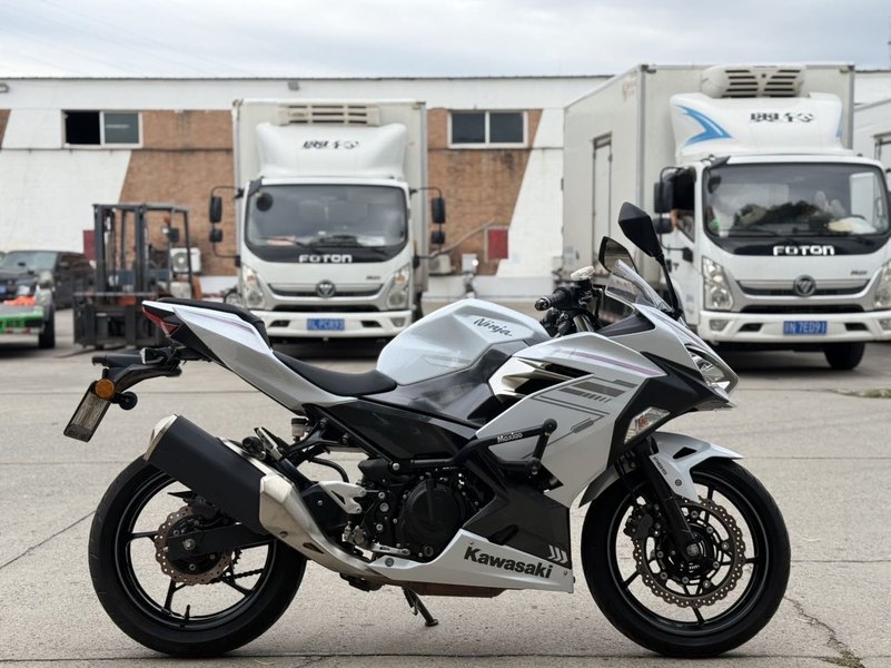 二手川崎Ninja 400