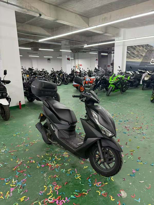 二手五羊本田NX125