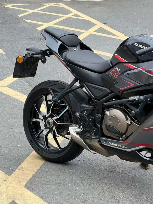 二手QJMOTOR赛400