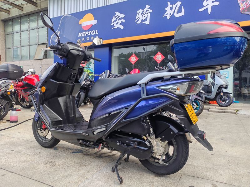 二手济南铃木优驿 UE125T