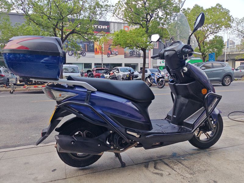 二手济南铃木优驿 UE125T