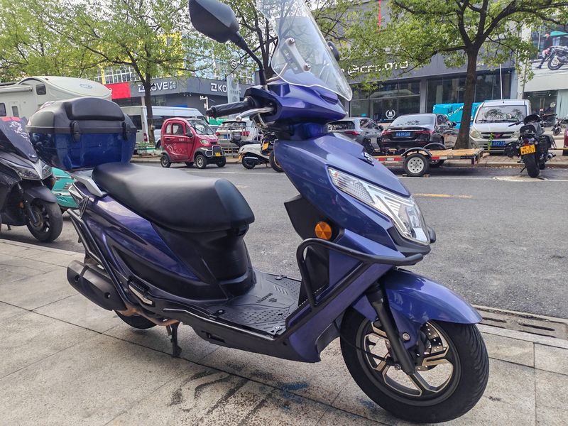二手济南铃木优驿 UE125T