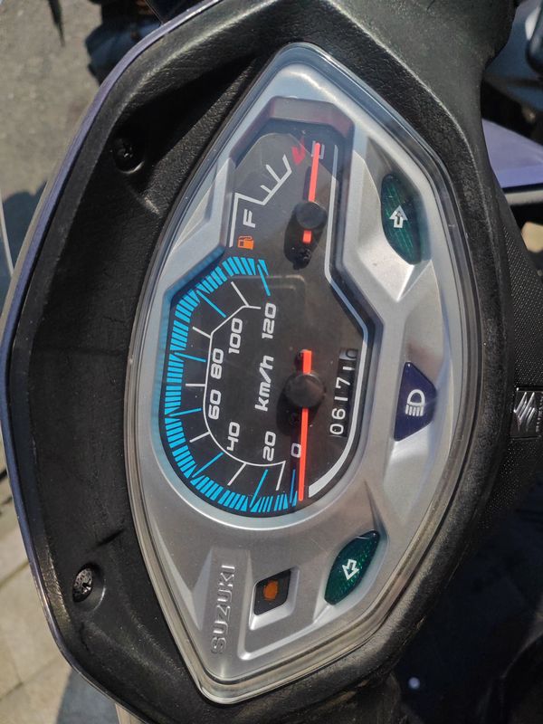 二手济南铃木优驿 UE125T