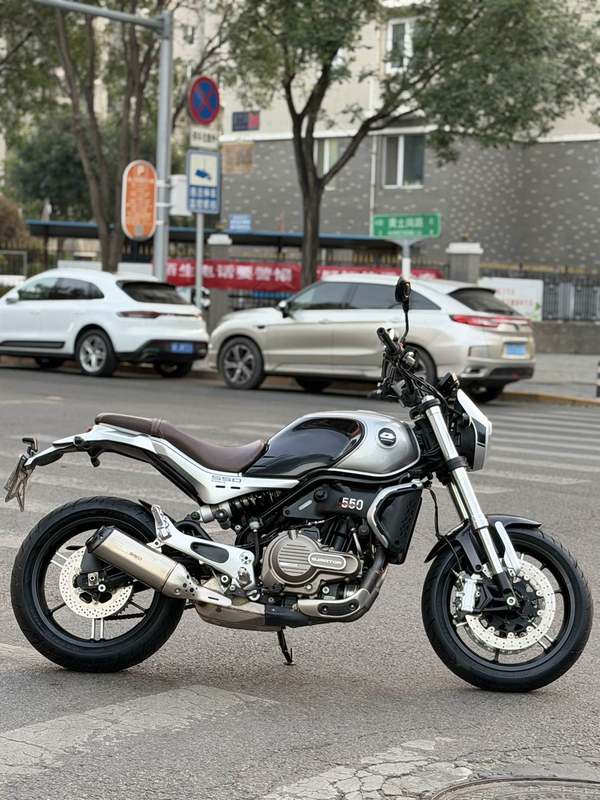 二手QJMOTOR逸550
