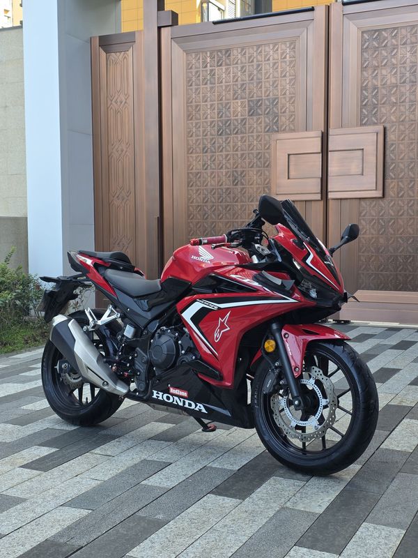 二手本田CBR400R