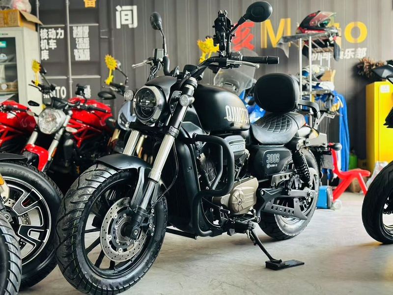 二手QJMOTOR闪300