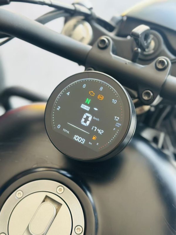 二手QJMOTOR闪300