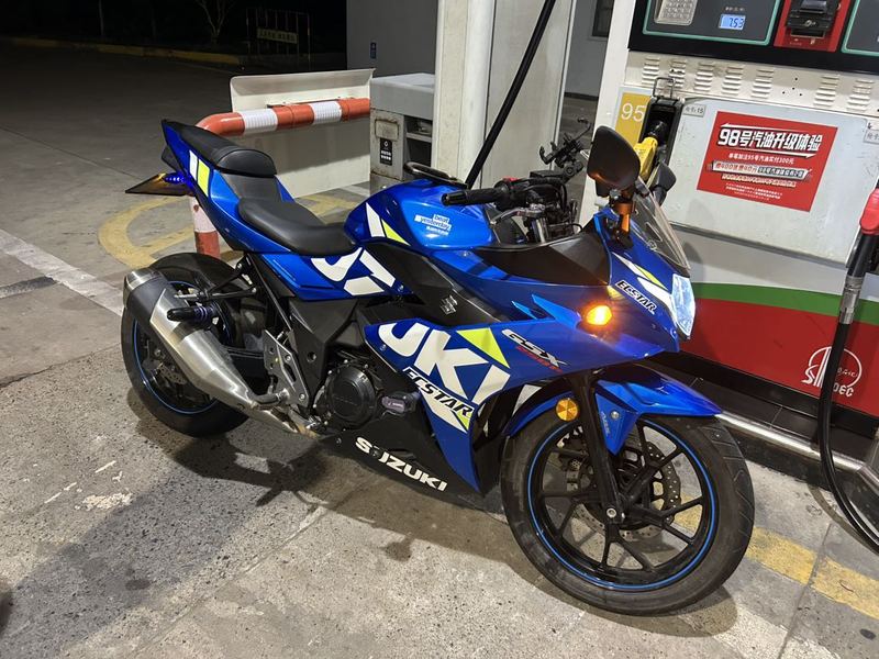 二手豪爵铃木GSX250R