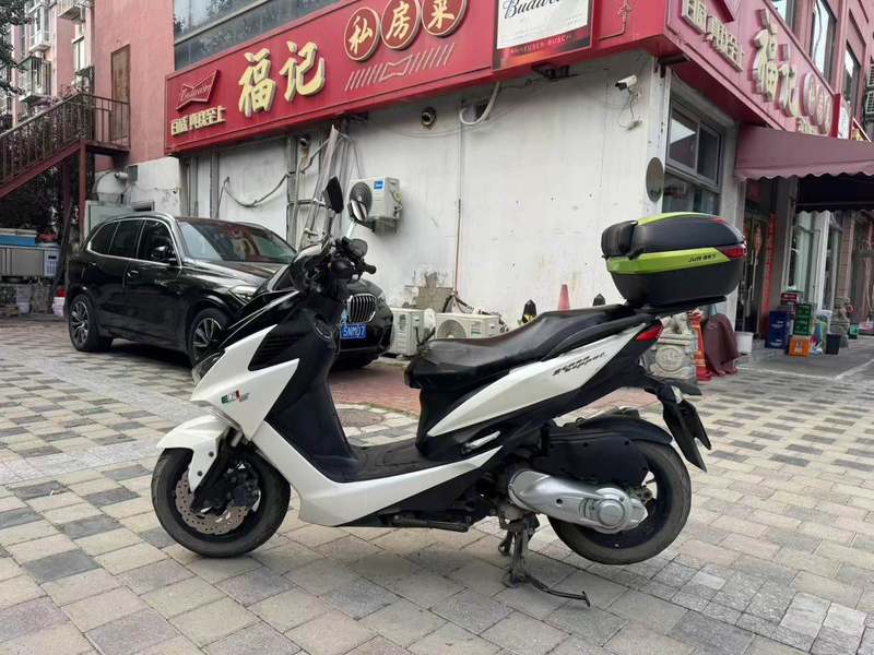 二手金城草蜢 200