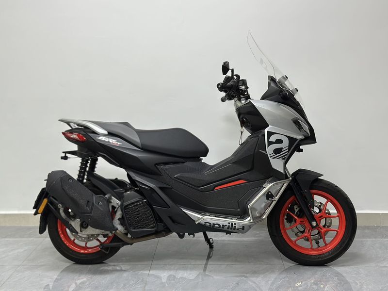 二手阿普利亚SR GT 200