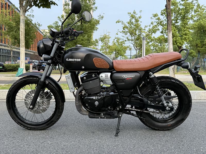 二手QJMOTOR逸250