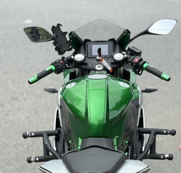 二手贝纳利龙卷风 Tornado 252R