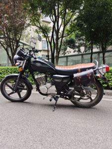 二手济南铃木酷飚150