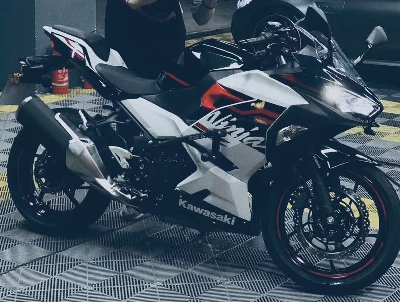 二手川崎Ninja 400