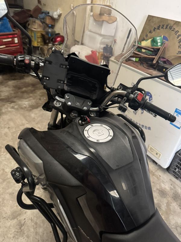 二手五羊本田猛鸷 CB190X