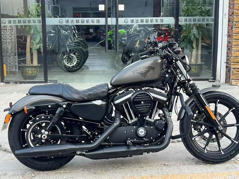 二手哈雷戴维森Iron883 硬汉