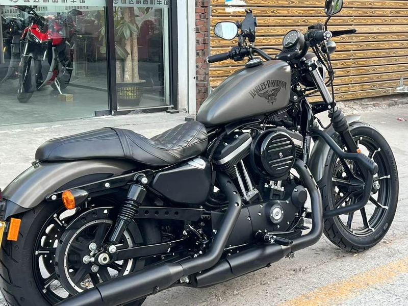 二手哈雷戴维森Iron883 硬汉