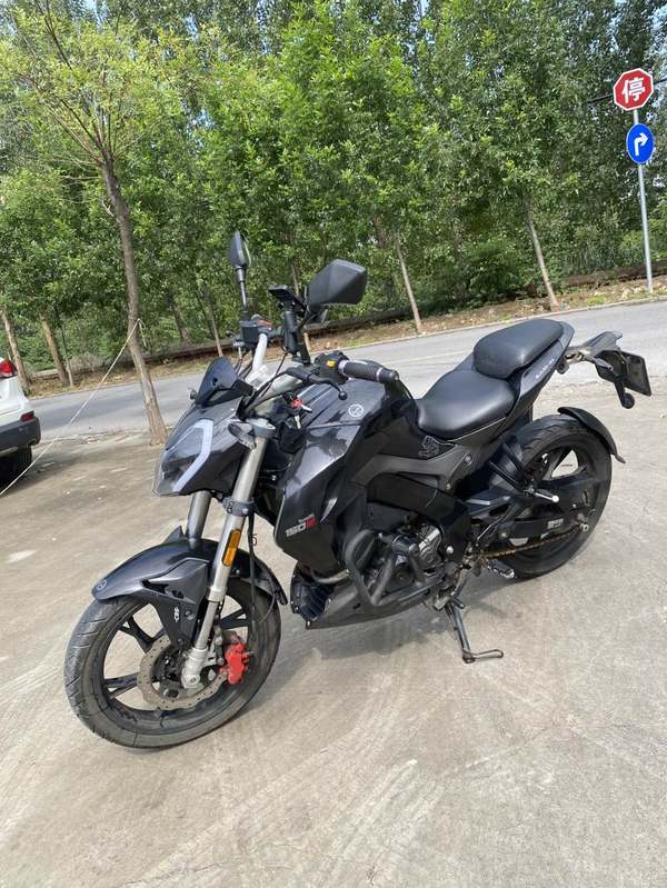 二手贝纳利小迅龙 BN150S