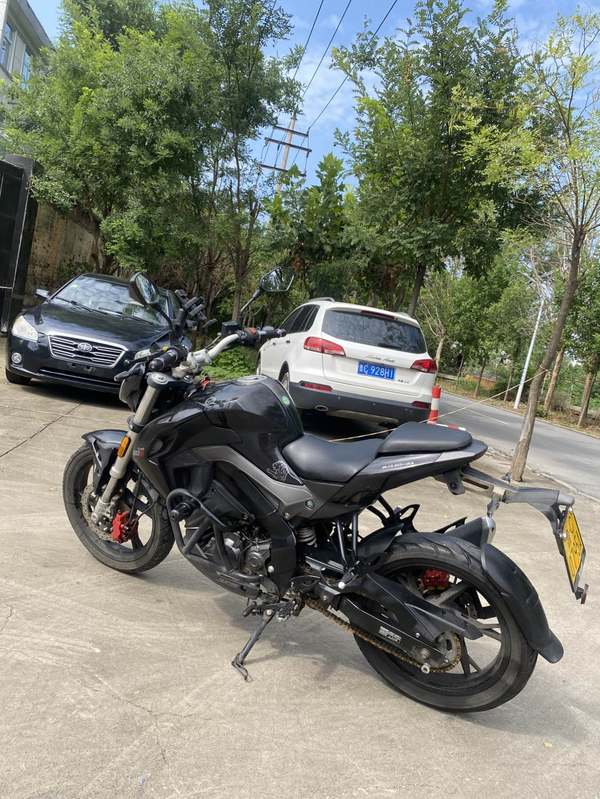 二手贝纳利小迅龙 BN150S
