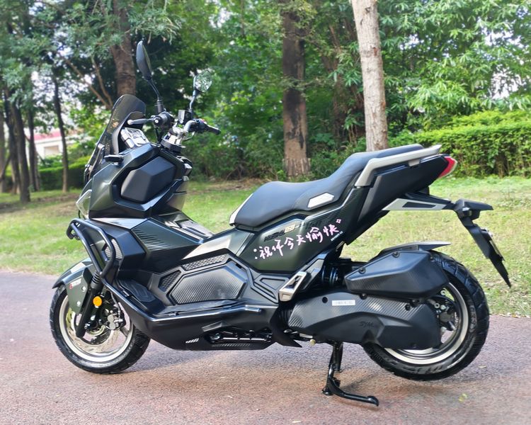 二手三阳哈士奇 Husky ADV150