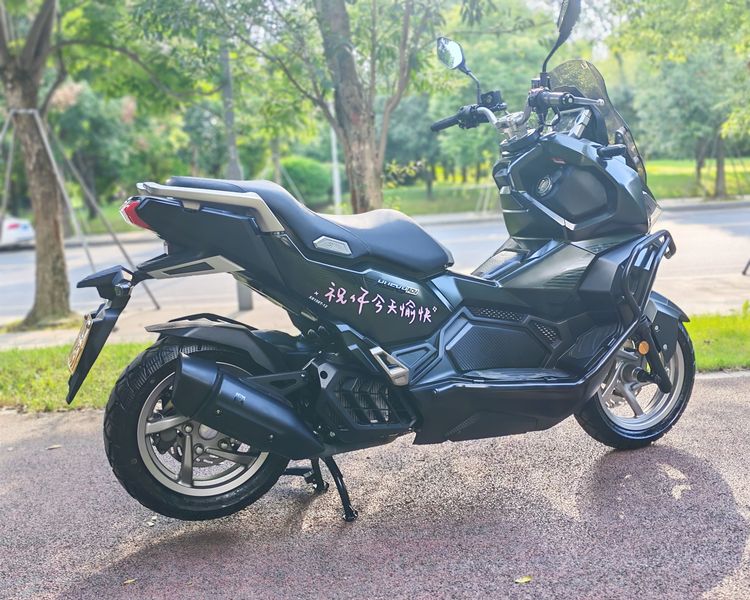 二手三阳哈士奇 Husky ADV150