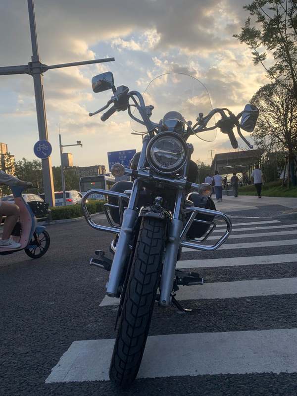 二手豪爵GZS150
