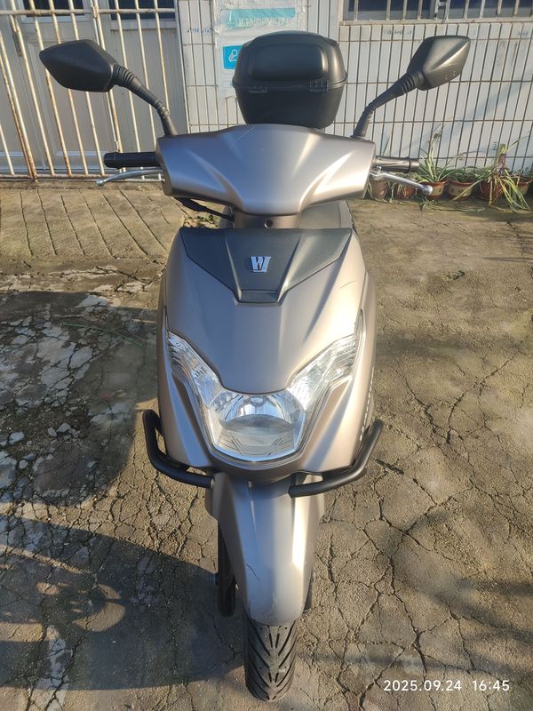 二手豪爵虎鲨VX125