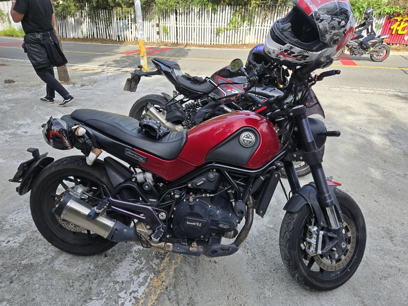 二手贝纳利幼狮 Leoncino 500