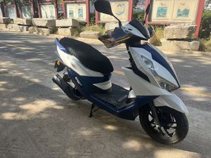 二手五羊本田NX125