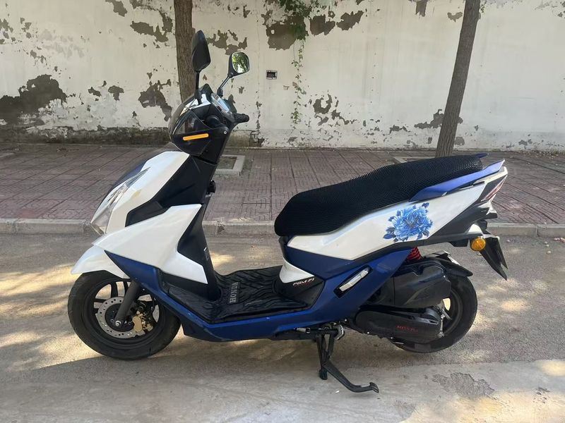 二手五羊本田NX125