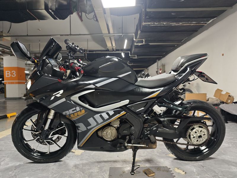 二手QJMOTOR赛250