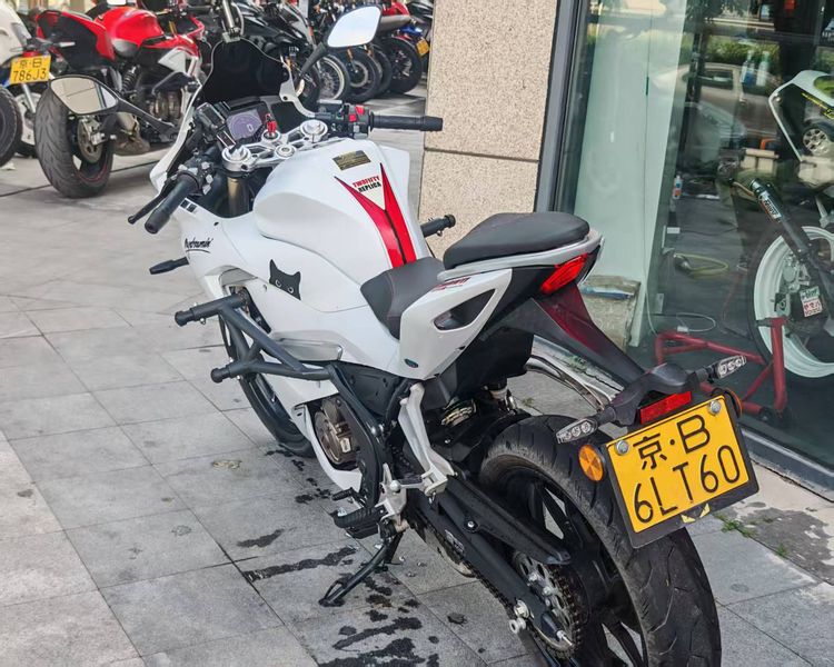 二手QJMOTOR赛250
