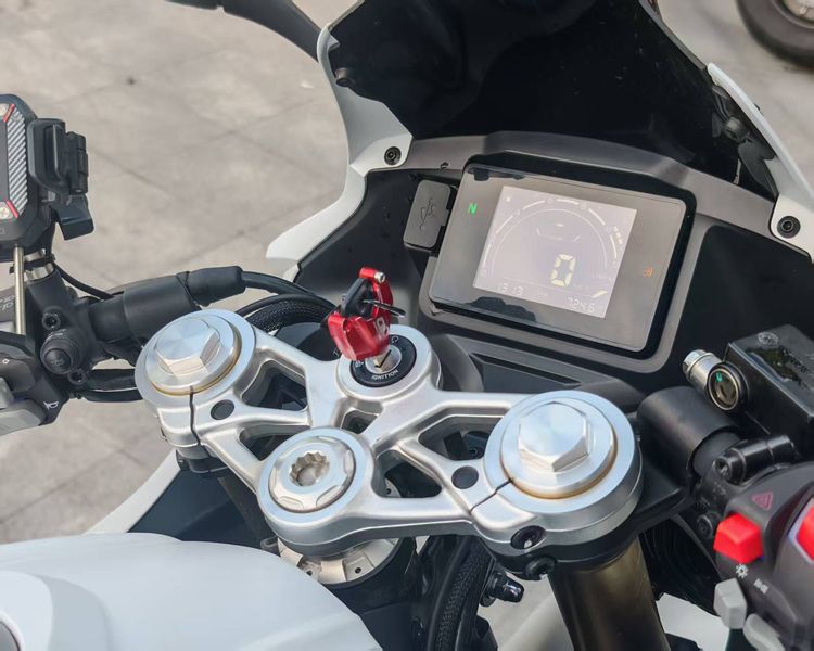 二手QJMOTOR赛250