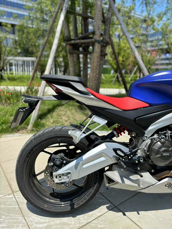 二手阿普利亚RS 660 