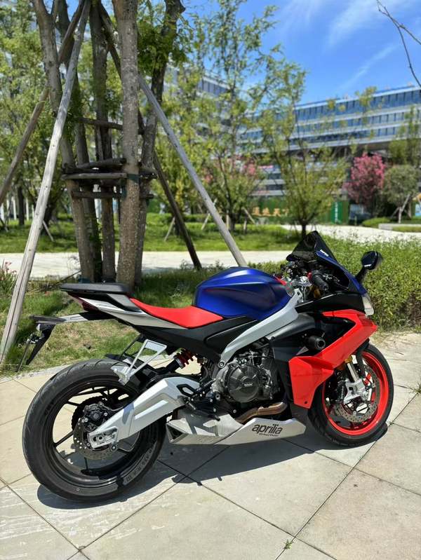 二手阿普利亚RS 660 